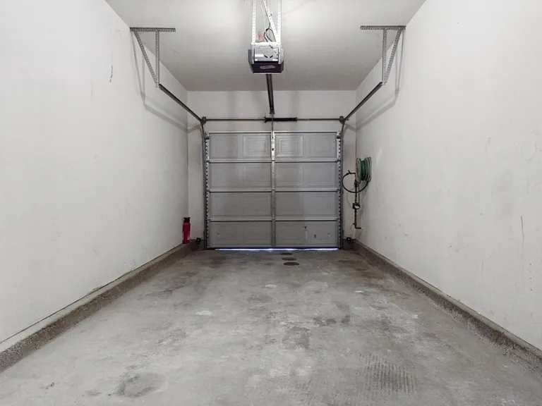 650 Sumner Way #4 — Photo 21
