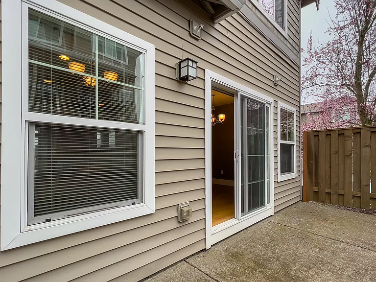 730 NW 118th Ave #101 — Photo 22