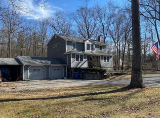 72 Park Rd, Colchester, CT 06415