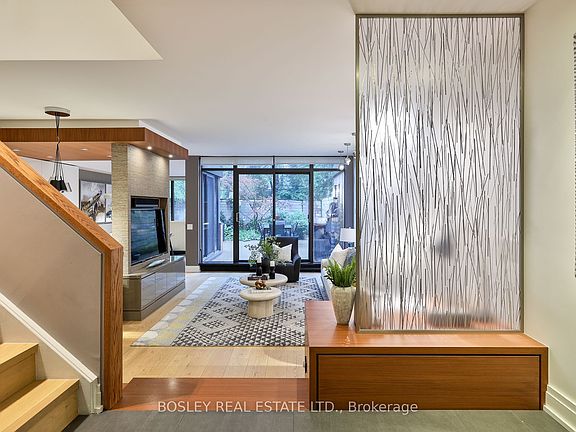 5th image of 40 Oaklands Ave #107