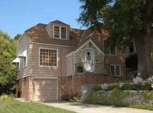 5858 Pine St, Omaha, NE 68106