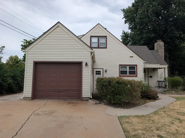 136 S Dellrose Ave, Wichita, KS 67218