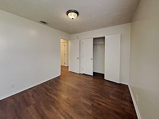 1st image of 102 Mingle Ln