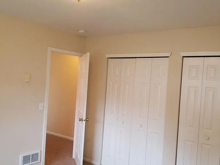 257 S Juniper St — Photo 7