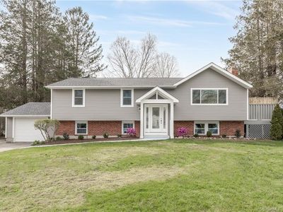 7 College St, Clinton, CT, 06413