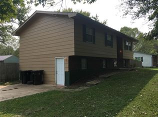 211 Sunshine St, Ironton, MO 63650