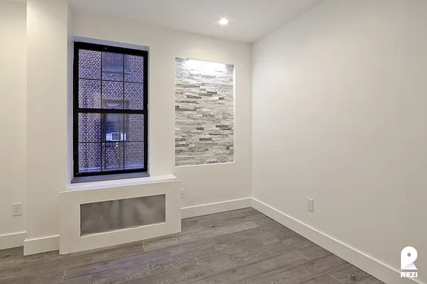 Rented by REZI | media 6