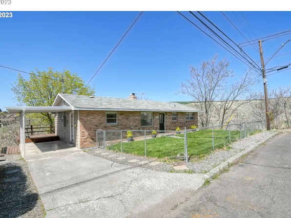 831 NW 5th St, Pendleton, OR 97801