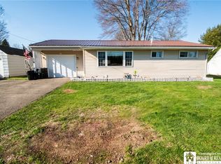 93 E Summit St, Lakewood, NY