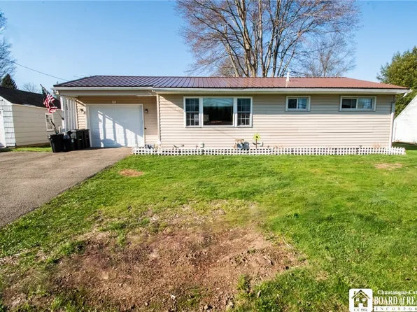 93 E Summit St, Lakewood, NY 14750