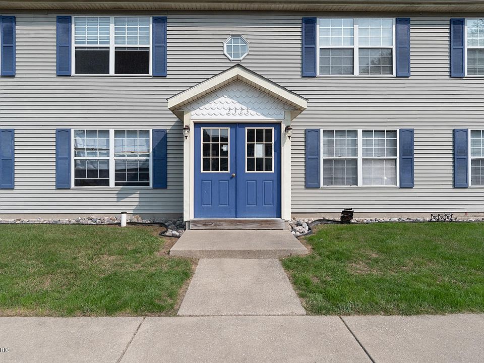 1st image of 2323&2353 W Osterhout Ave