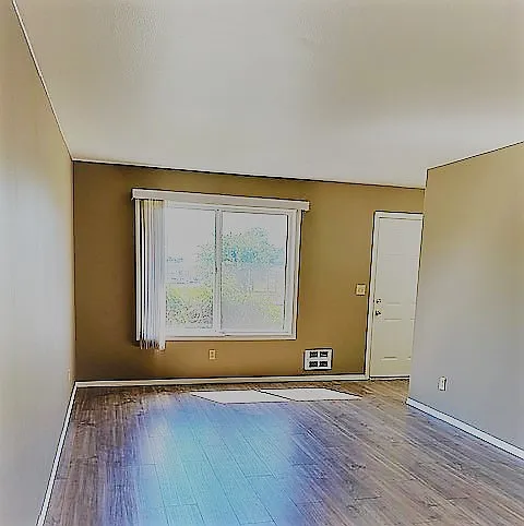 2100 Woburn Street — Photo 4