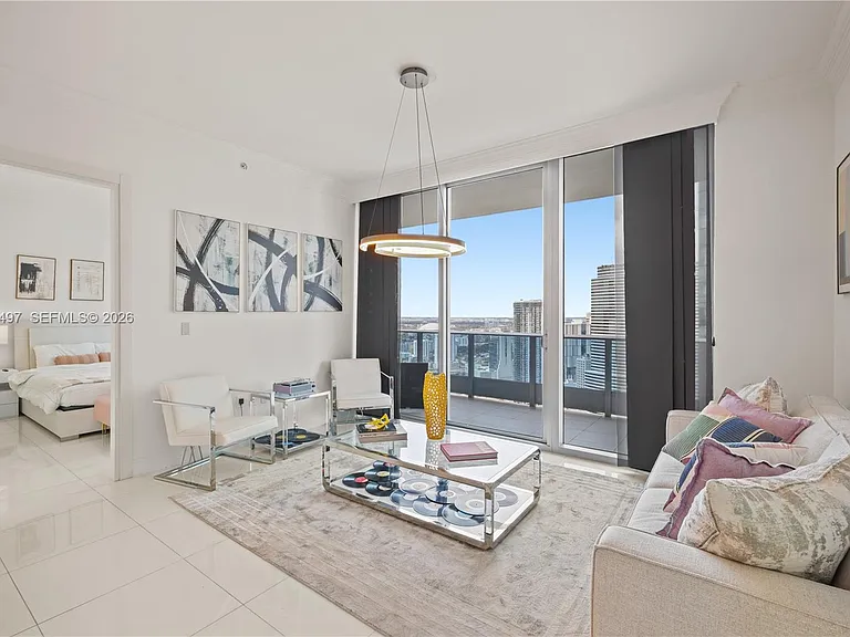 200 Biscayne Boulevard Way #5009 — Photo 10