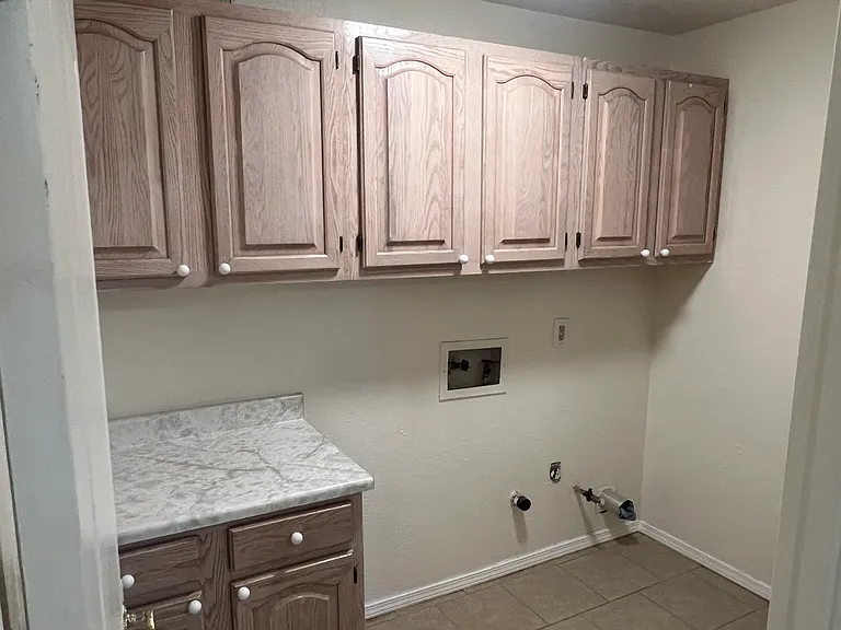 1105 Chelwood Park Blvd NE — Photo 27
