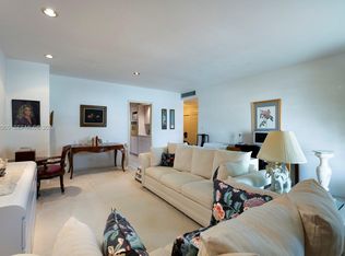 Brickell Bay Tower Condo, Miami, FL 33131