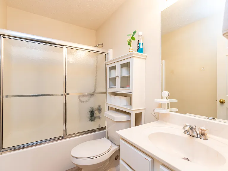 9260 Harrington Cir — Photo 19