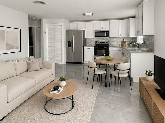 3rd image of 4281 Riverside Dr APT 1