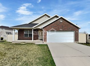 2437 N Cider Pl, Saratoga Springs, UT 84045