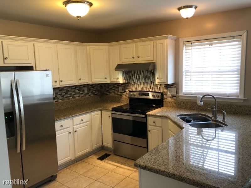 1st image of 803 Admiral Gravely Blvd