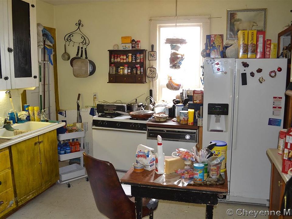 2nd image of 1011 W 26th St