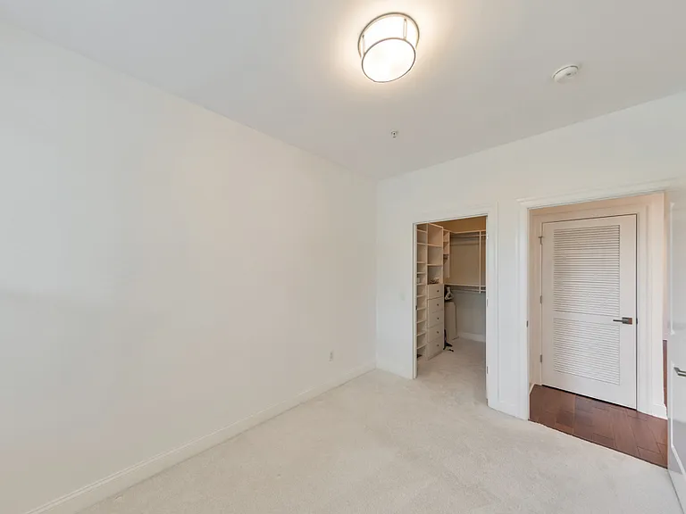 901 Abernathy Rd #1 — Photo 20