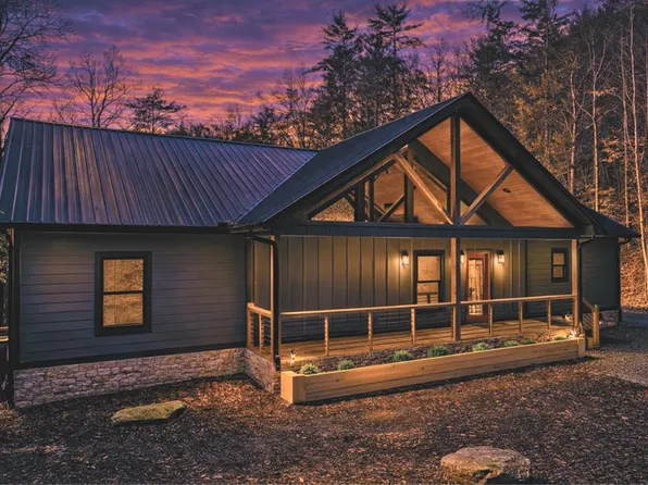 641 Bryant Farm Ln, Ellijay, GA 30540