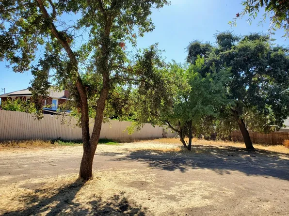 829 N Golden Gate Ave, Stockton, CA 95205