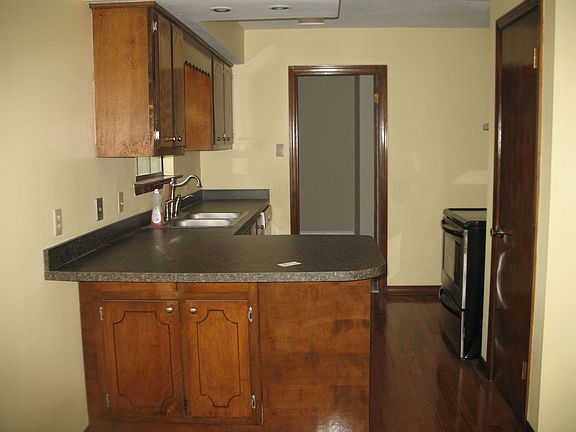 New Stainless Steel appliances, new hardware, countertops!