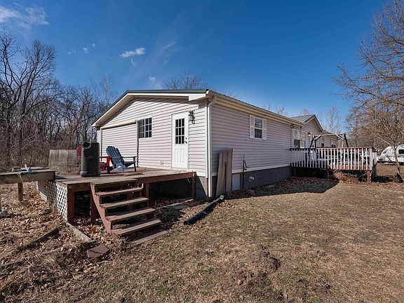 3rd image of 25250 Trickum Rd