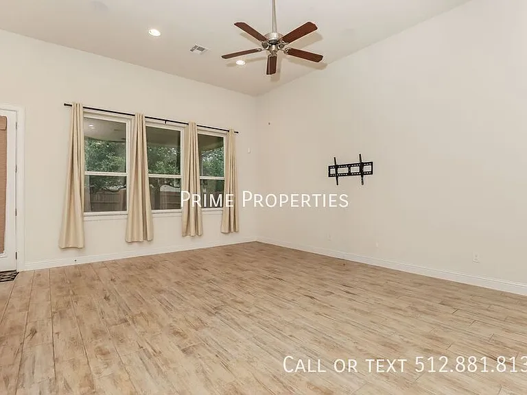 1401 Highland Ridge Rd — Photo 12