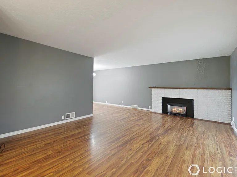 1305 Henderson Dr — Photo 6