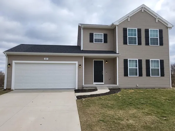 637 Misty Ridge Dr, Middleville, MI 49333