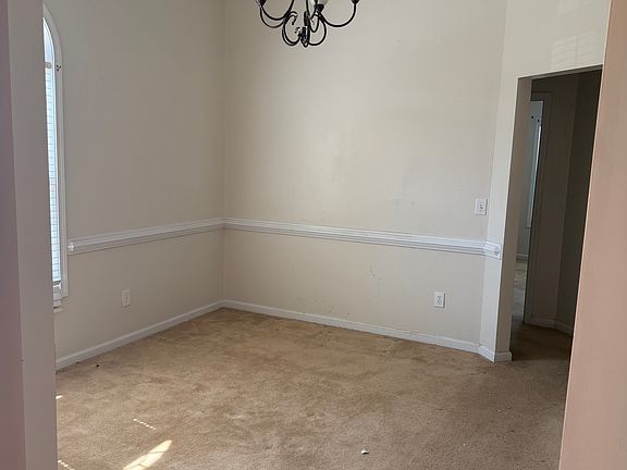 4th image of 3868 Twin Ridge Ln