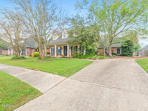 2nd image of 114 Westfield Dr
