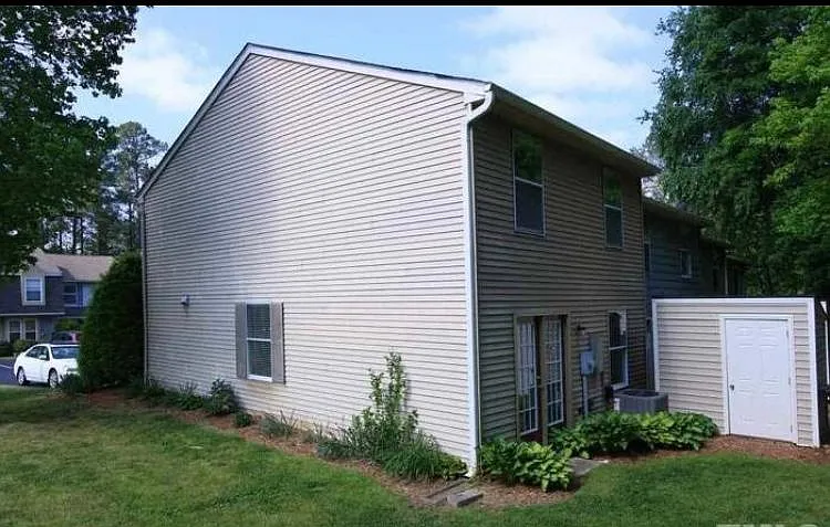 4336 Halliwell Dr — Photo 3