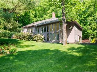 38 High Hill Rd, Bloomfield, CT 06002