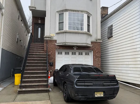 23 Reynolds Avenue image 1 of 1