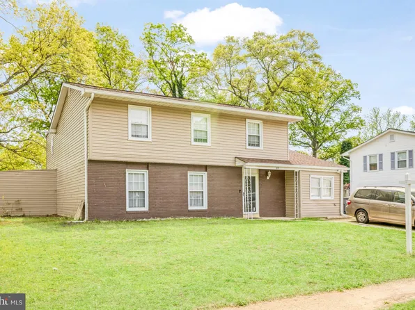 87 Garner Ave, Waldorf, MD 20602