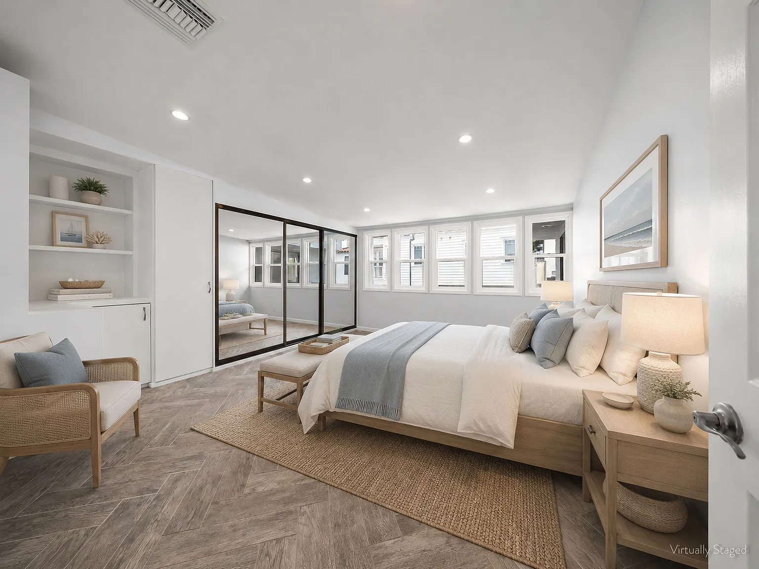 3116 The Strand — Photo 4