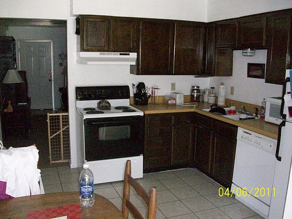 2nd image of 804 Llano Pl