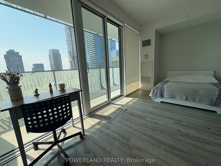42 Charles St E #3605 — Photo 6