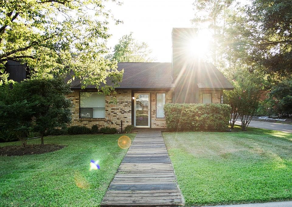 1st image of 400 Hickory Dr
