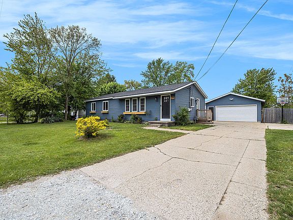 3rd image of 1988 Kregel Ave