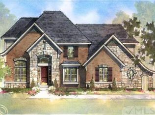 61466 Crown Point Dr, Washington, MI