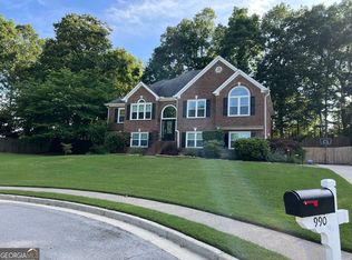 990 Fountain Glen Dr, Lawrenceville, GA 30043