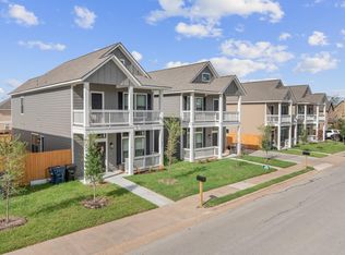 912 Fairview Ave, College Station, TX 77840