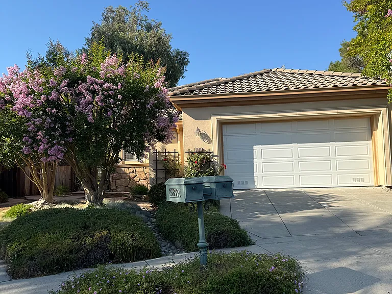 5835 Killarney Cir — Photo 3