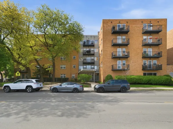 2501 W Bryn Mawr Ave APT 308, Chicago, IL 60659