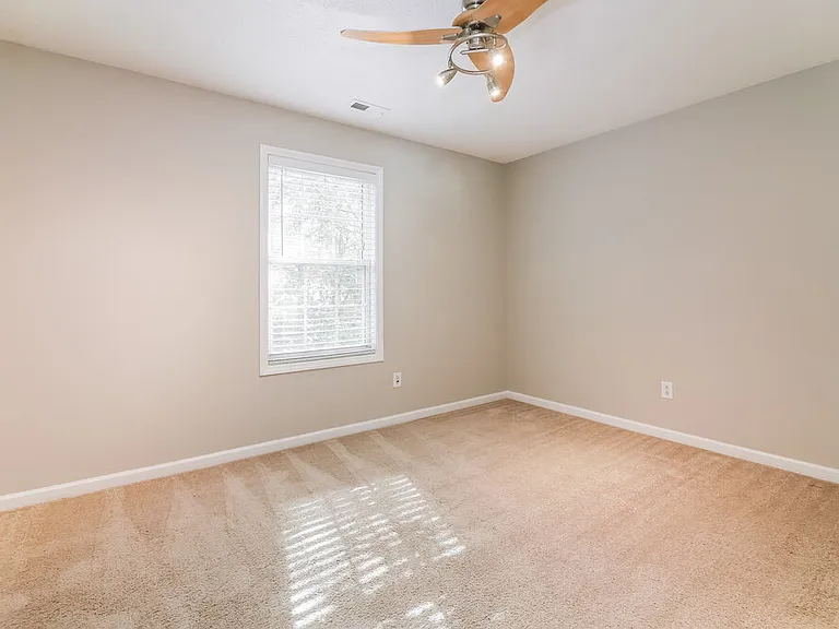 4904 Tommans Trl — Photo 14