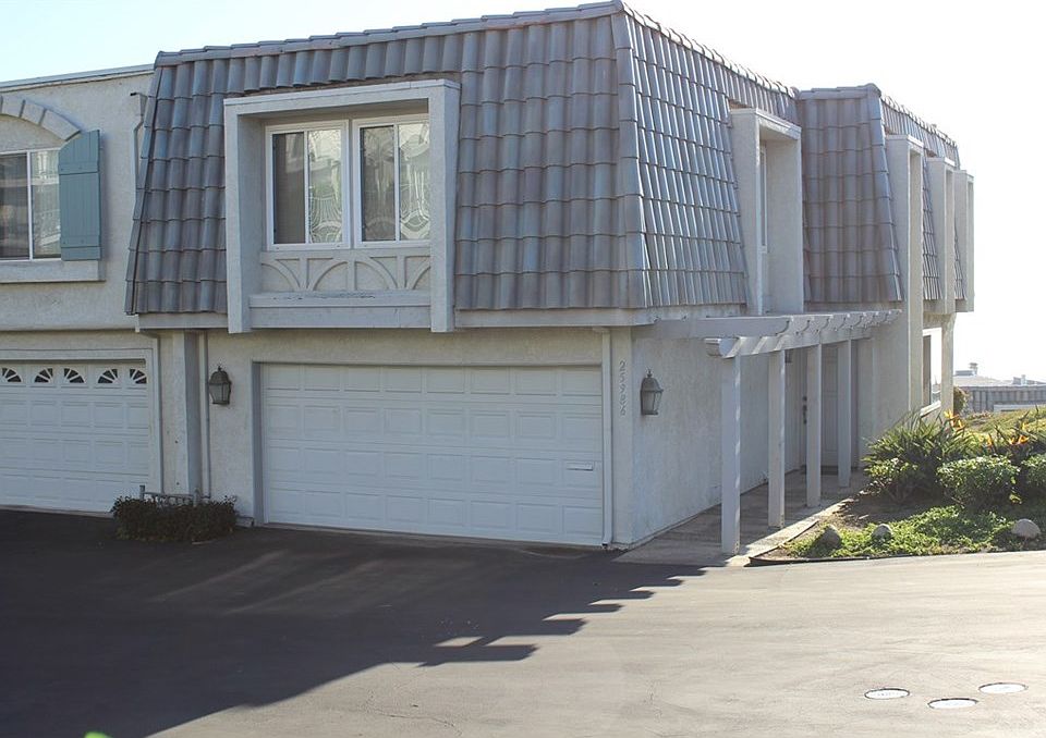 1st image of 25986 Vista Dr E